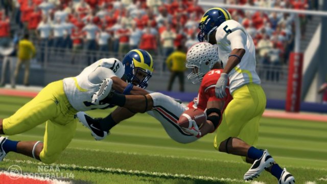 ncaafb14_gameplay_scrn2_bmp_jpgcopy ncaafb14_gameplay_scrn2_bmp_jpgcopy