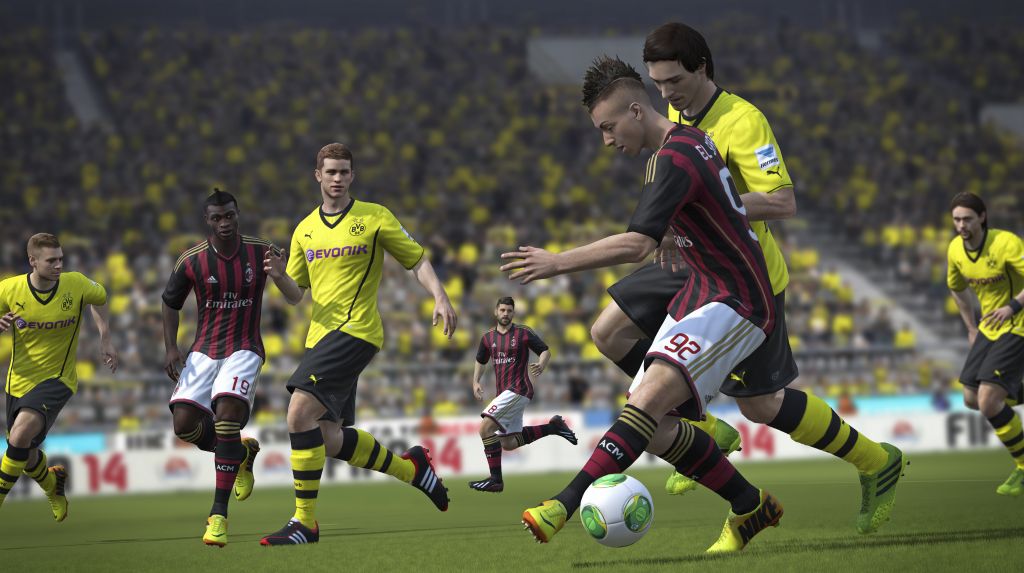 fifa14_ps3_jostle_for_ball